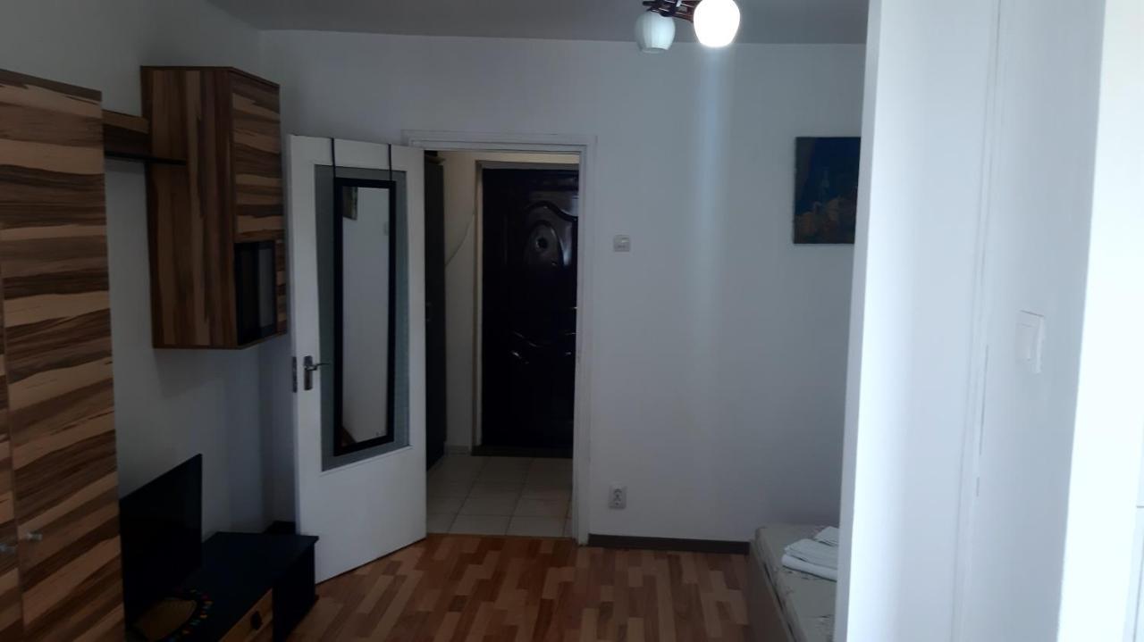Studio City View Бухарест Екстер'єр фото